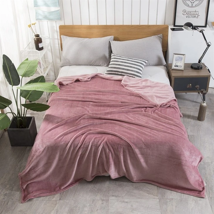 Super Warm Flannel Coral Fleece Blanket Wholesale